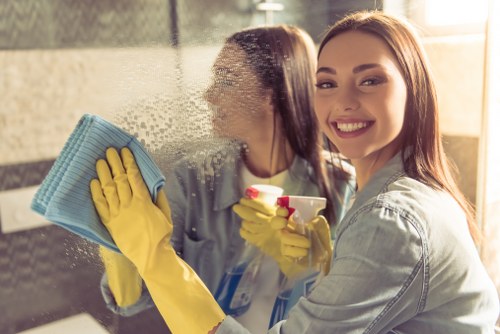 Kitchen cleaning routine for a property in SW14
